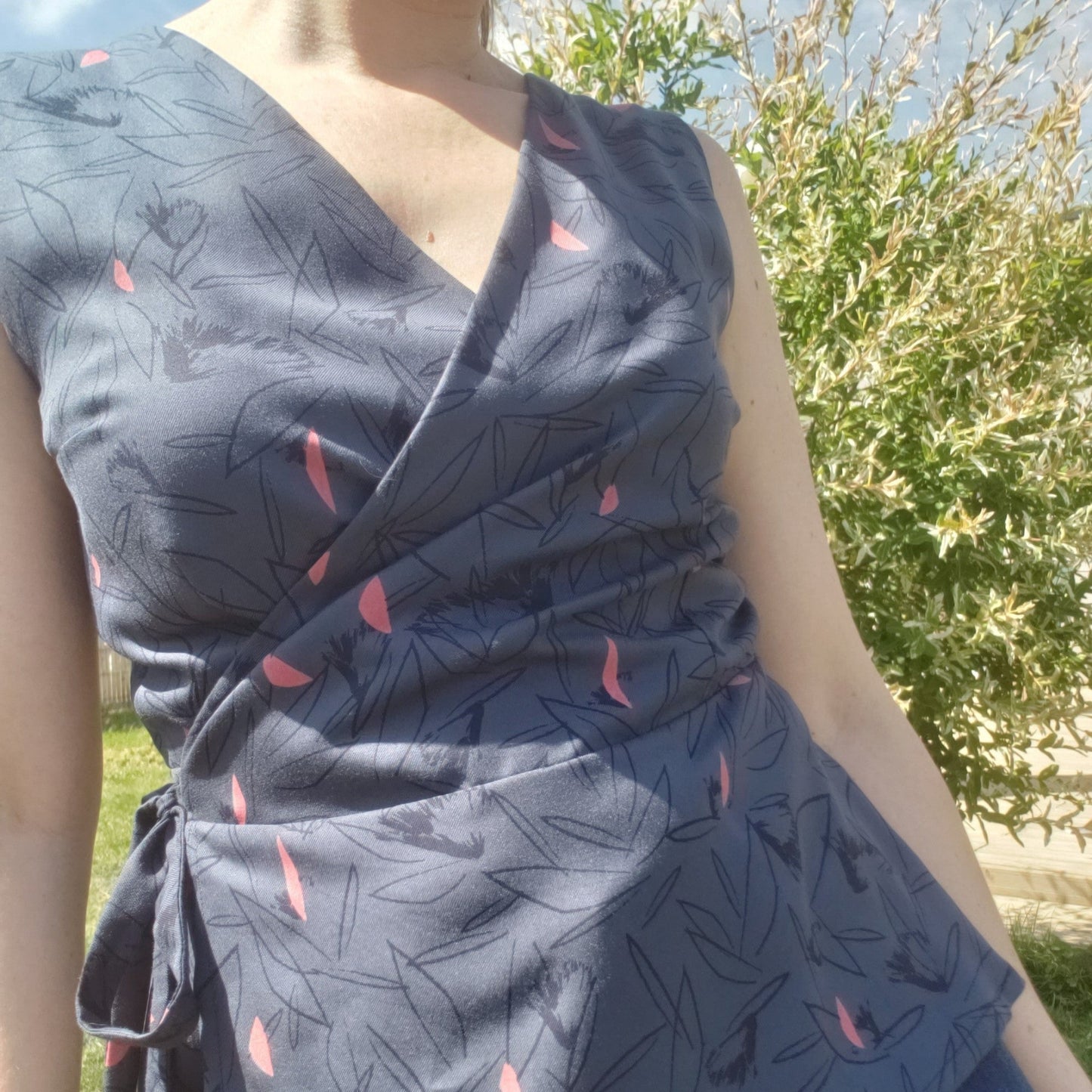 IRIS - Patron robe portefeuille et top - La Robe du Chat