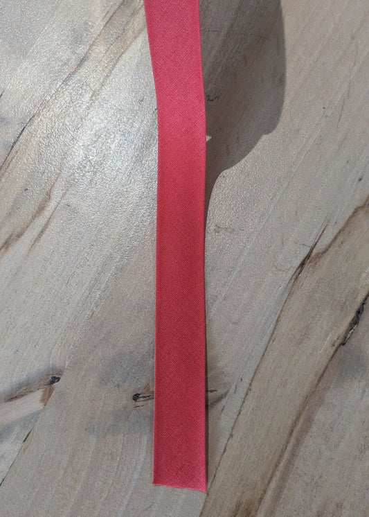 Biais coton rouge (n°4) - 40/20 fini cousu fait 10 mm La Robe du Chat