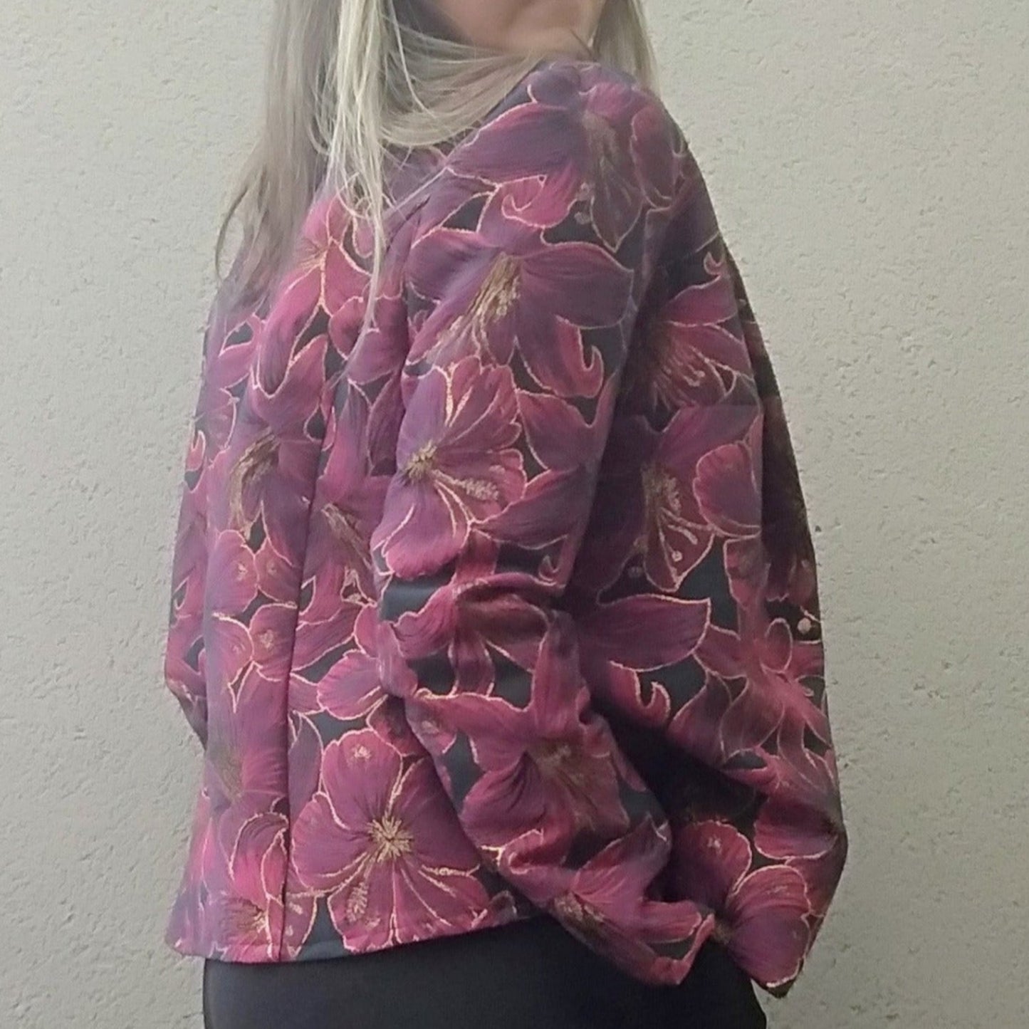 image du patron couture de la veste hibiscus femme